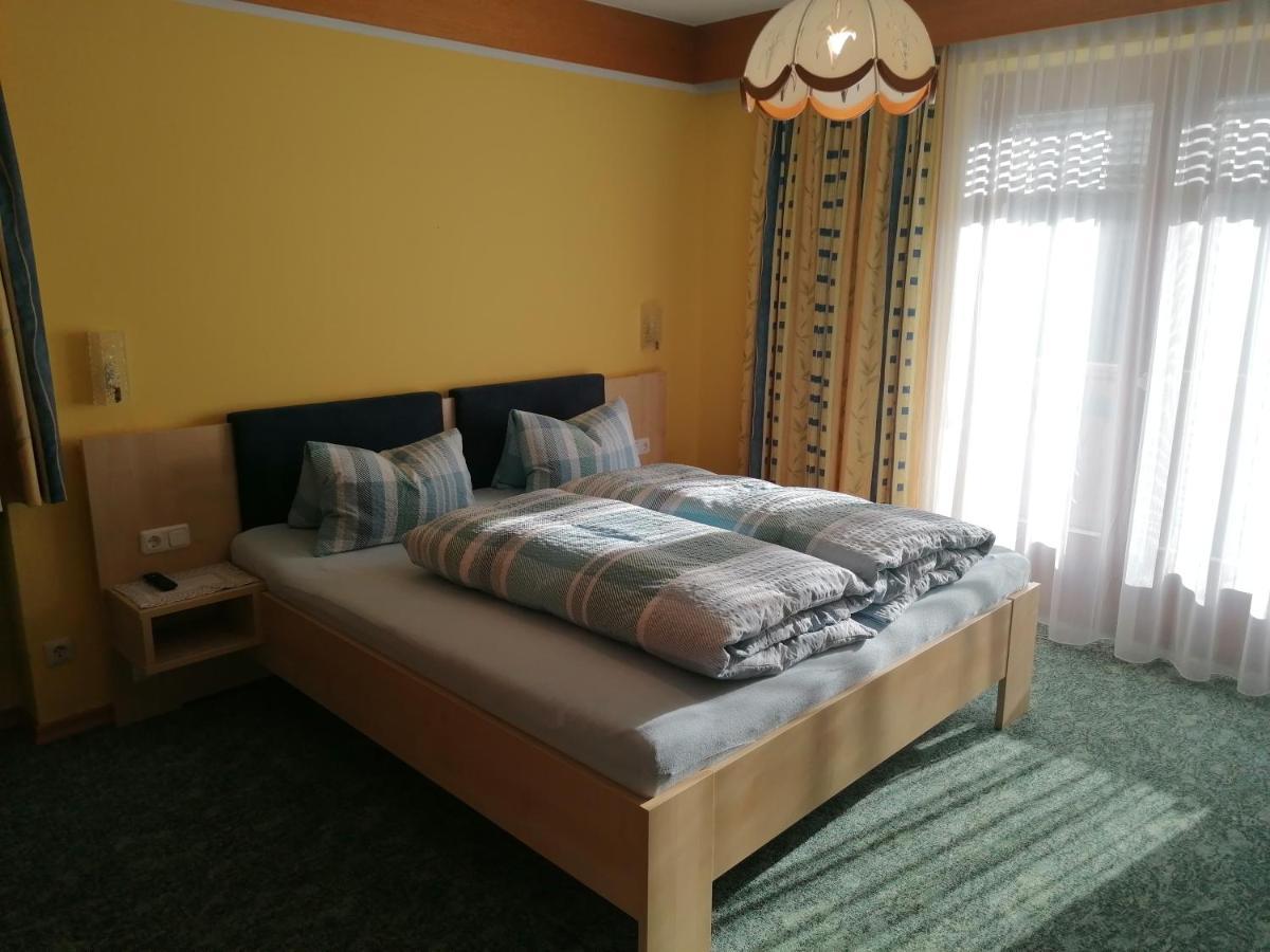 Farm stay Ledererhof Oberlienz